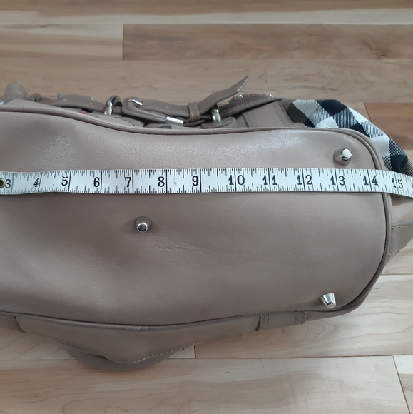 Burberry shoulder bag - Picture 13 of 13